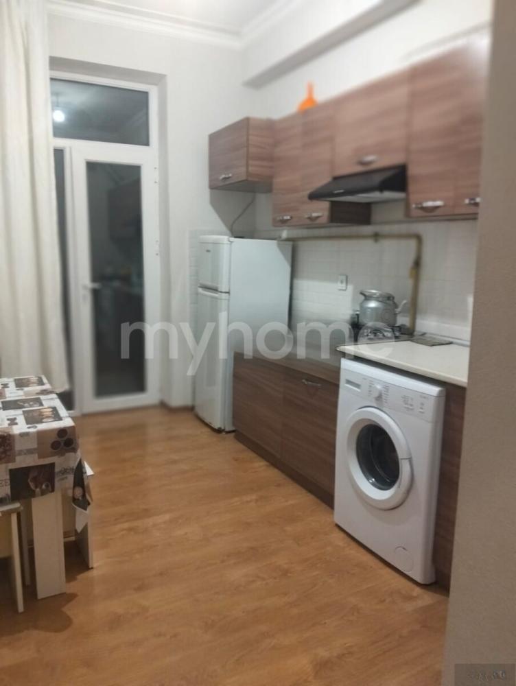  Sumqayıt şəhərində 63m² mənzil kirayə verilir