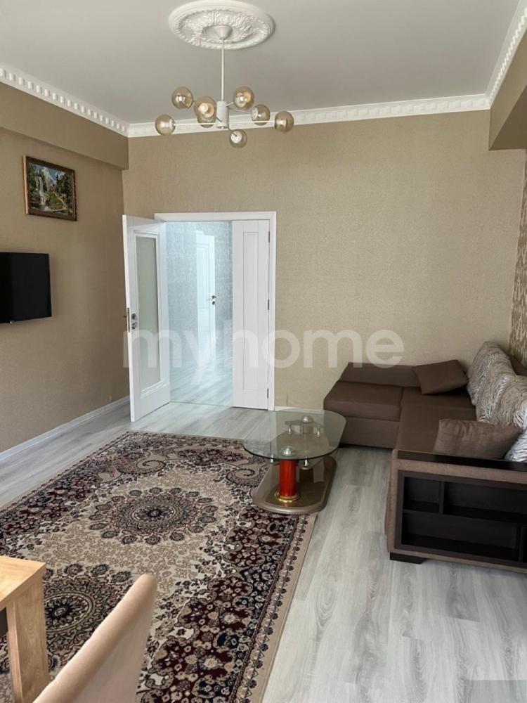  Bakı şəhərində 106m² mənzil kirayə verilir