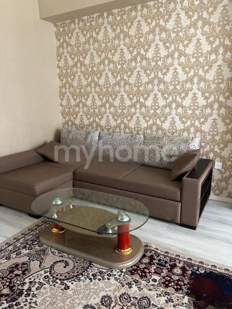  Bakı şəhərində 106m² mənzil kirayə verilir