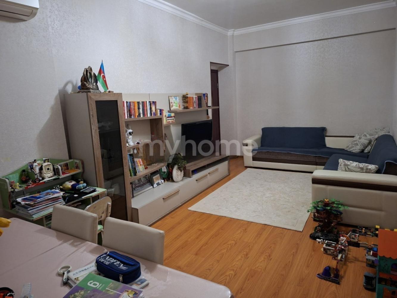  Bakı şəhərində 65m² mənzil satılır