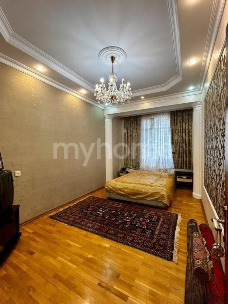  Bakı şəhərində 100m² mənzil kirayə verilir