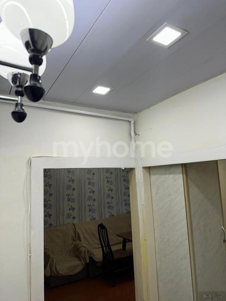  Nəsimi qəsəbəsində 30m² mənzil kirayə verilir