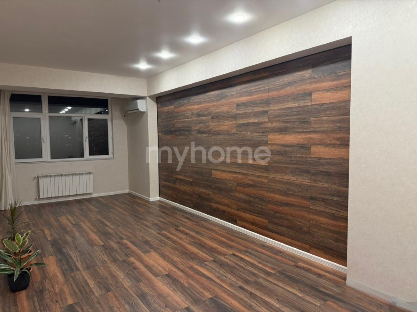 Əhmədli qəsəbəsində 85m² mənzil satılır