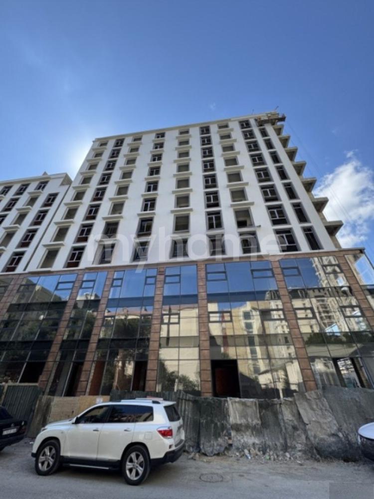  Bakı şəhərində 77m² mənzil satılır