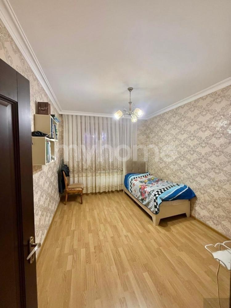  Sumqayıt şəhərində 88m² mənzil satılır