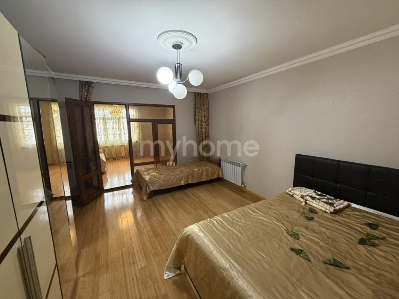  Qaraçuxur qəsəbəsində 50m² mənzil kirayə verilir