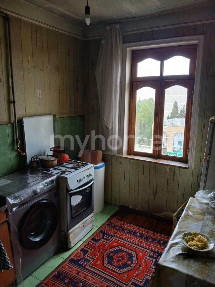  Gəncəli qəsəbəsində 70m² mənzil satılır