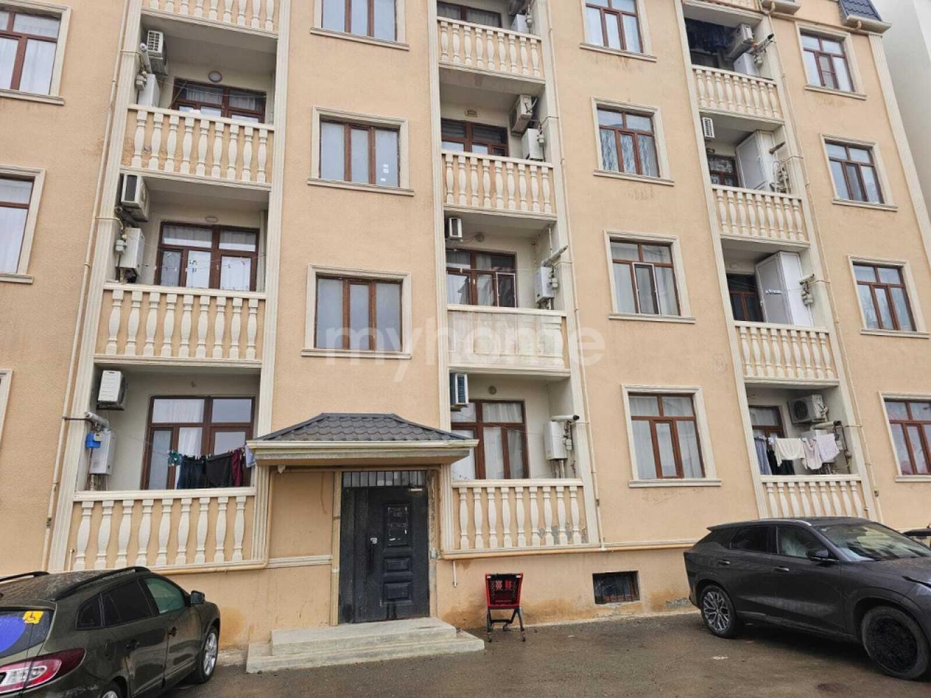  Masazır qəsəbəsində 66m² mənzil satılır
