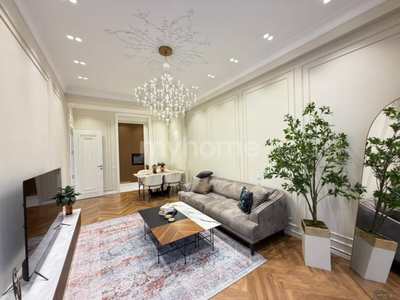  Bakı şəhərində 71m² mənzil satılır