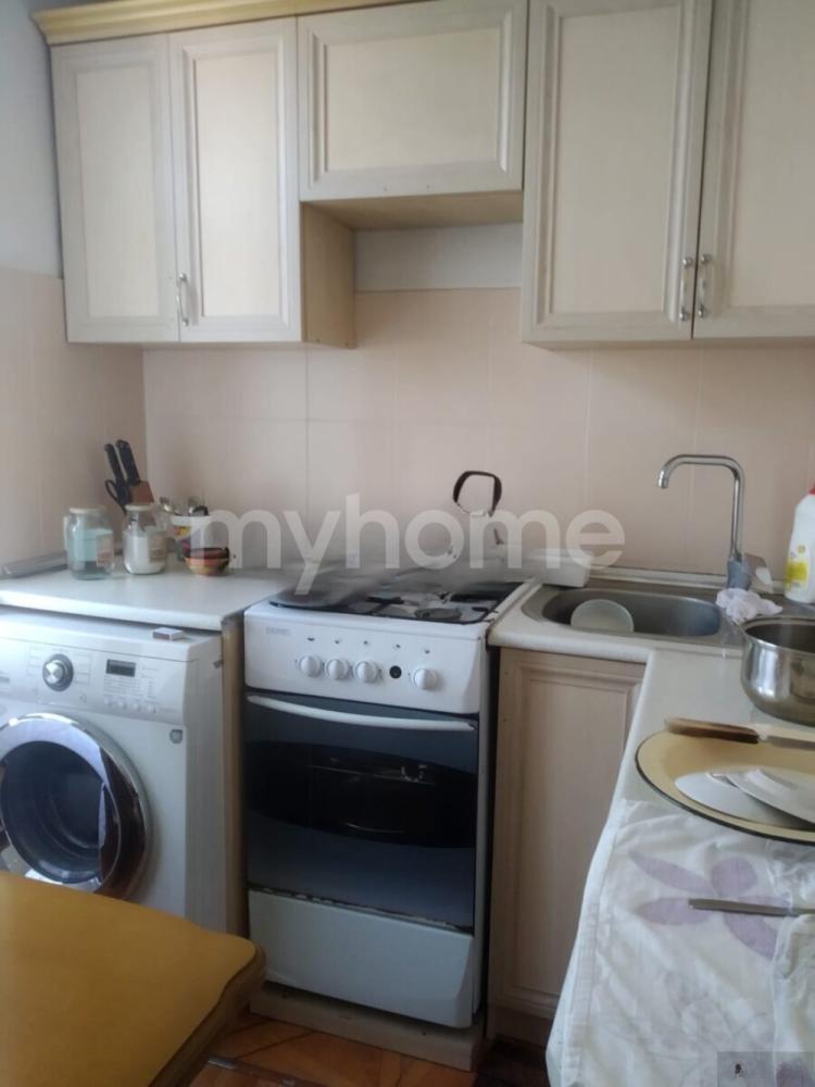  Bakı şəhərində 68m² mənzil satılır