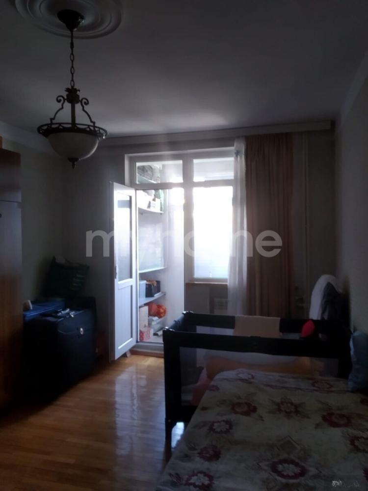  Bakı şəhərində 68m² mənzil satılır