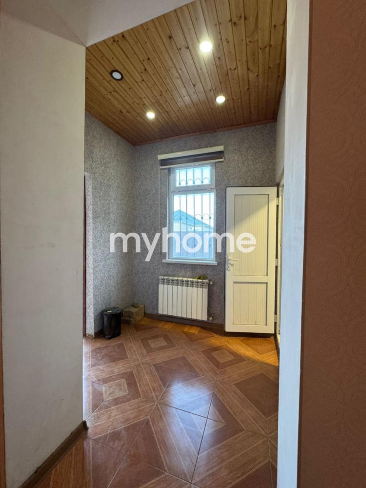 Zığ qəsəbəsində 110m² həyət evi satılır Zığ qəsəbəsində 110m² həyət evi satılır