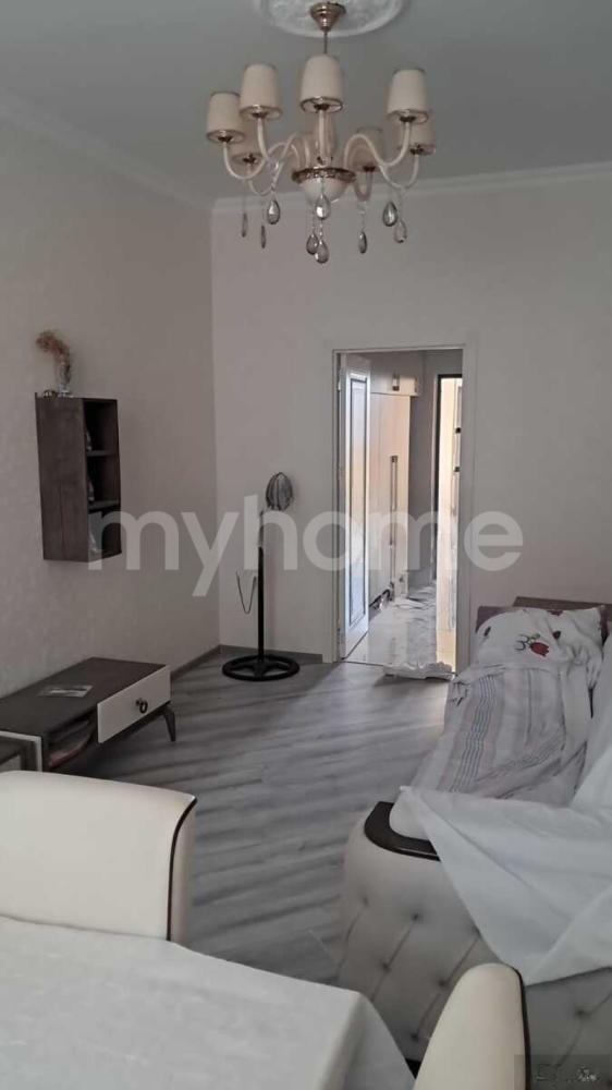 Bakı şəhərində 72m² mənzil kirayə verilir