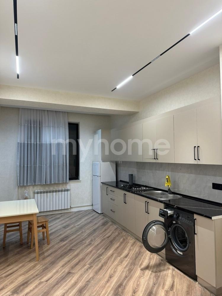  Sumqayıt şəhərində 80m² mənzil kirayə verilir