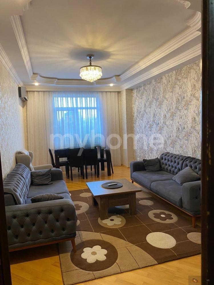  Bakı şəhərində 125m² mənzil satılır