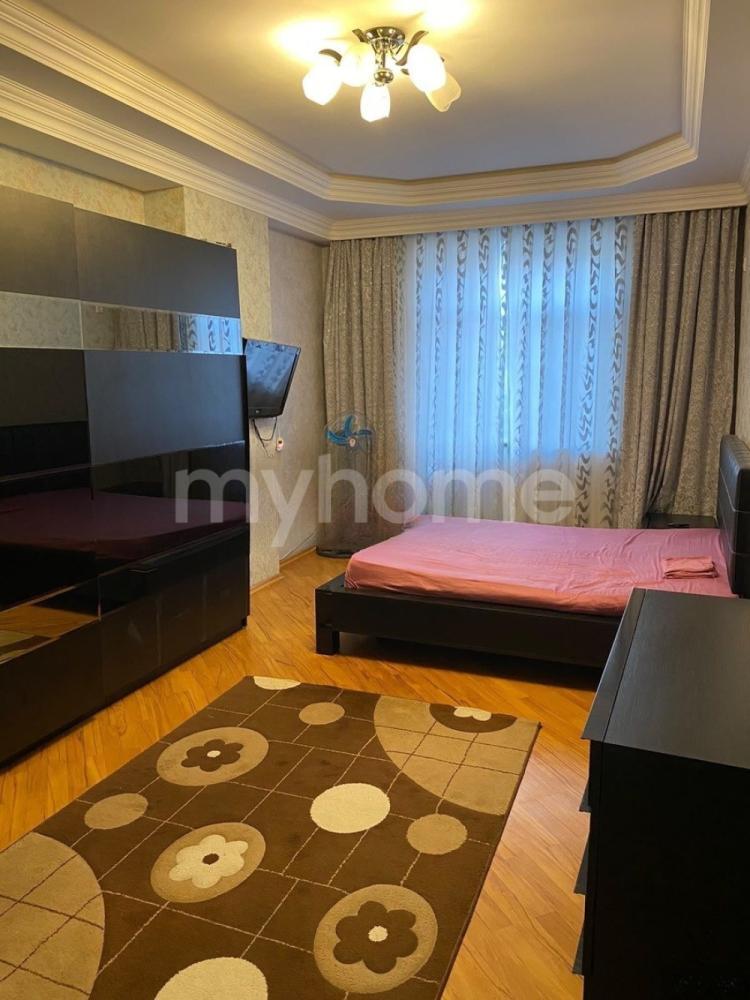  Bakı şəhərində 125m² mənzil satılır