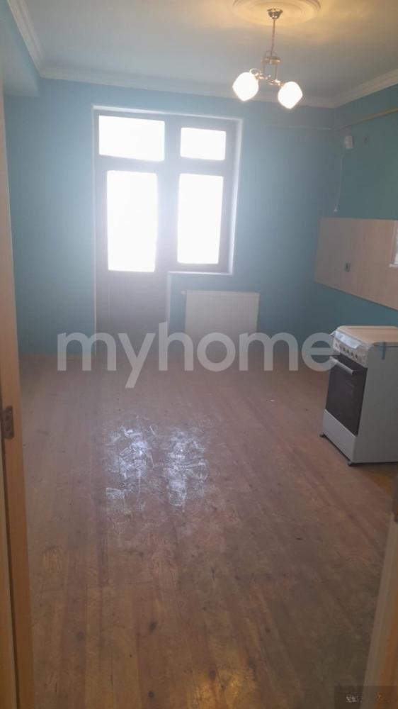 Ramana qəsəbəsində 105m² mənzil satılır
