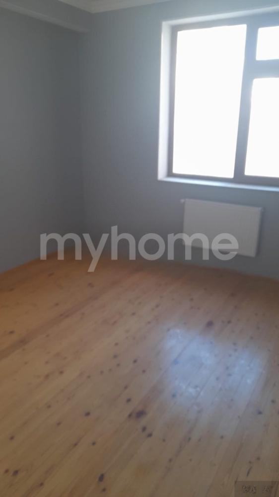  Ramana qəsəbəsində 105m² mənzil satılır