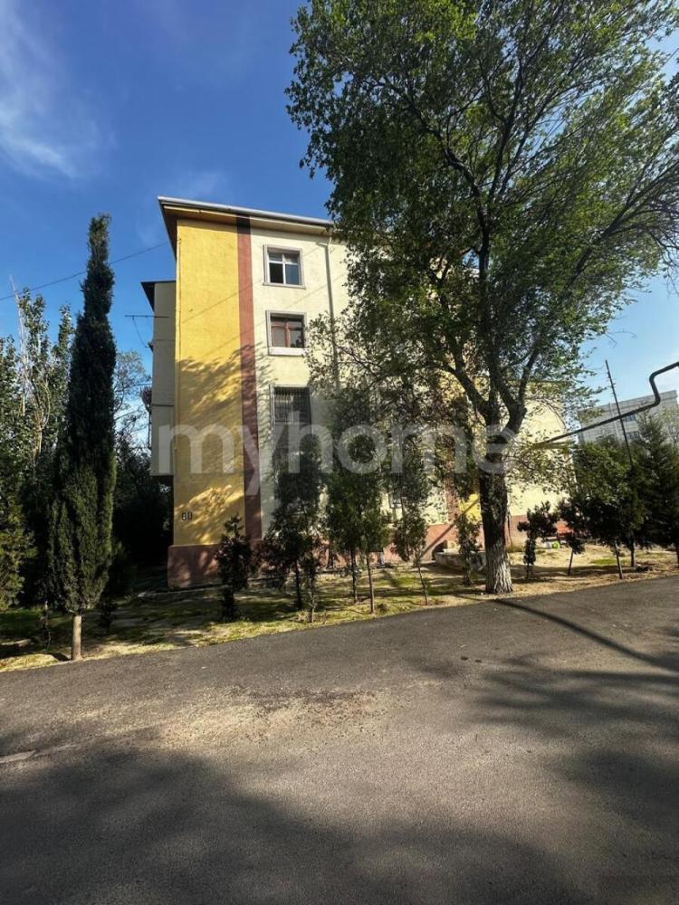  Sumqayıt şəhərində 65m² mənzil satılır