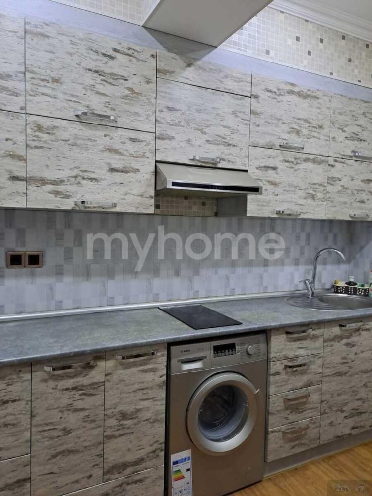  Bakı şəhərində 65m² mənzil kirayə verilir