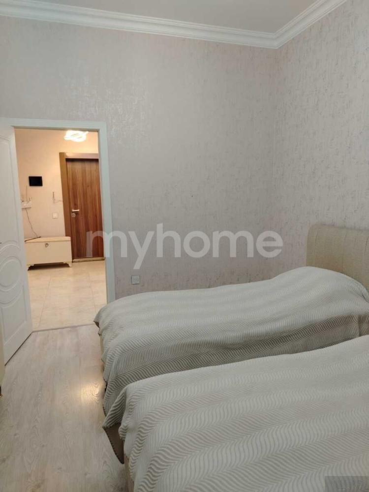  Sumqayıt şəhərində 101m² mənzil satılır