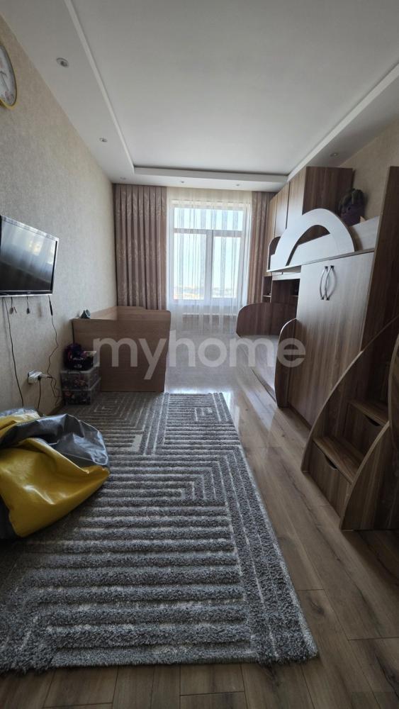  Bakıxanov qəsəbəsində 130m² mənzil satılır