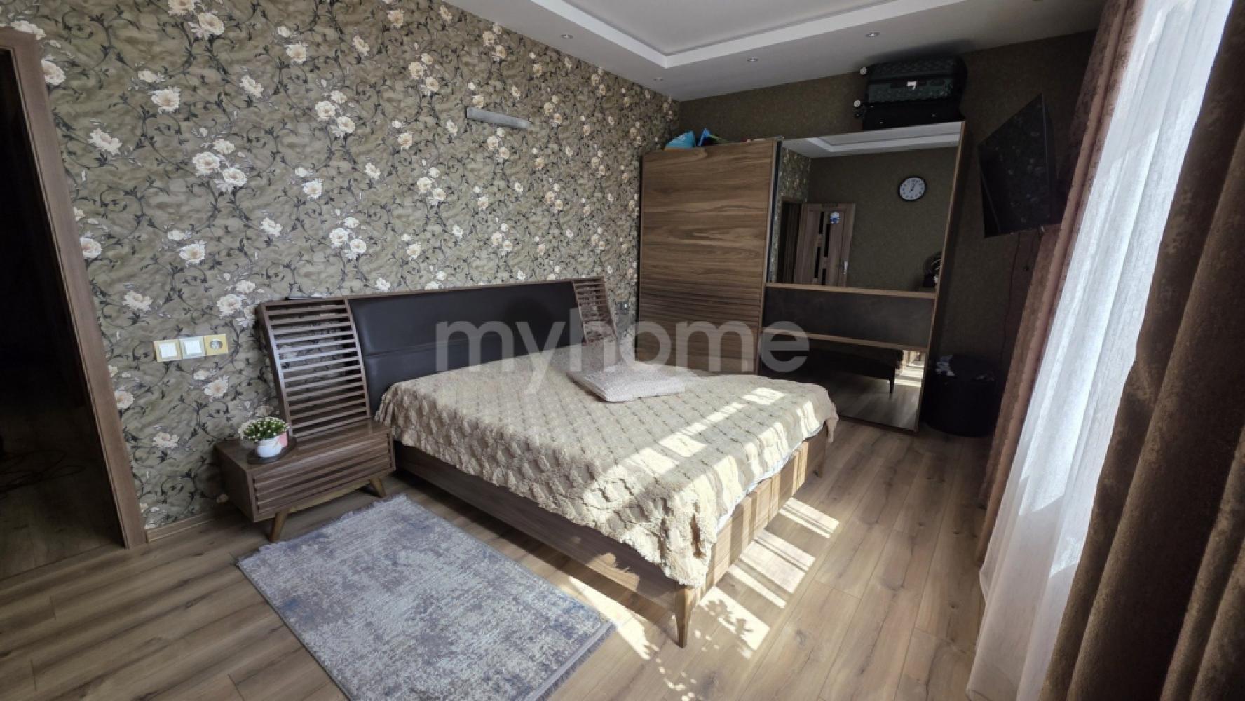  Bakıxanov qəsəbəsində 130m² mənzil satılır