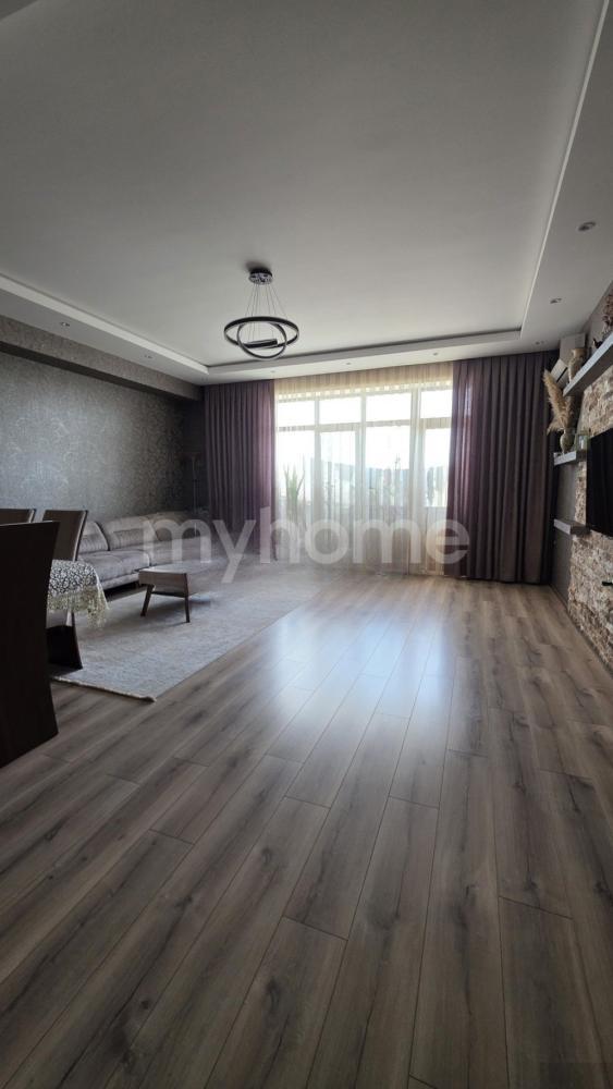  Bakıxanov qəsəbəsində 130m² mənzil satılır