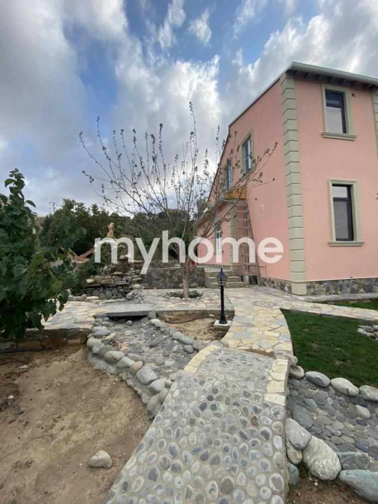 Fatmayı qəsəbəsində 250m² həyət evi satılır