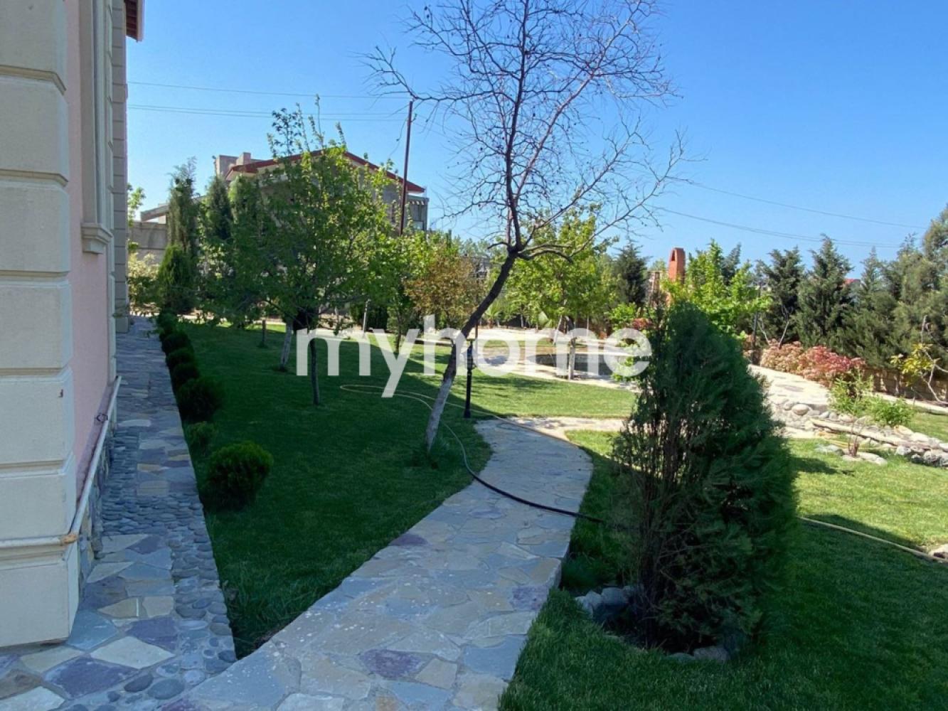  Fatmayı qəsəbəsində 250m² həyət evi satılır