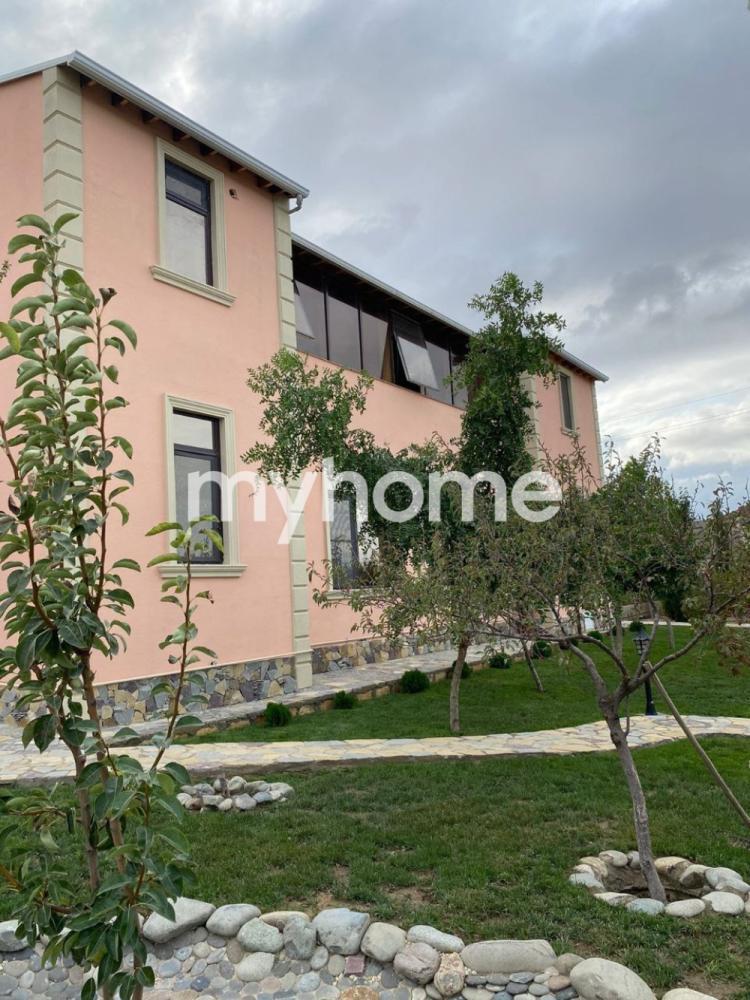  Fatmayı qəsəbəsində 250m² həyət evi satılır