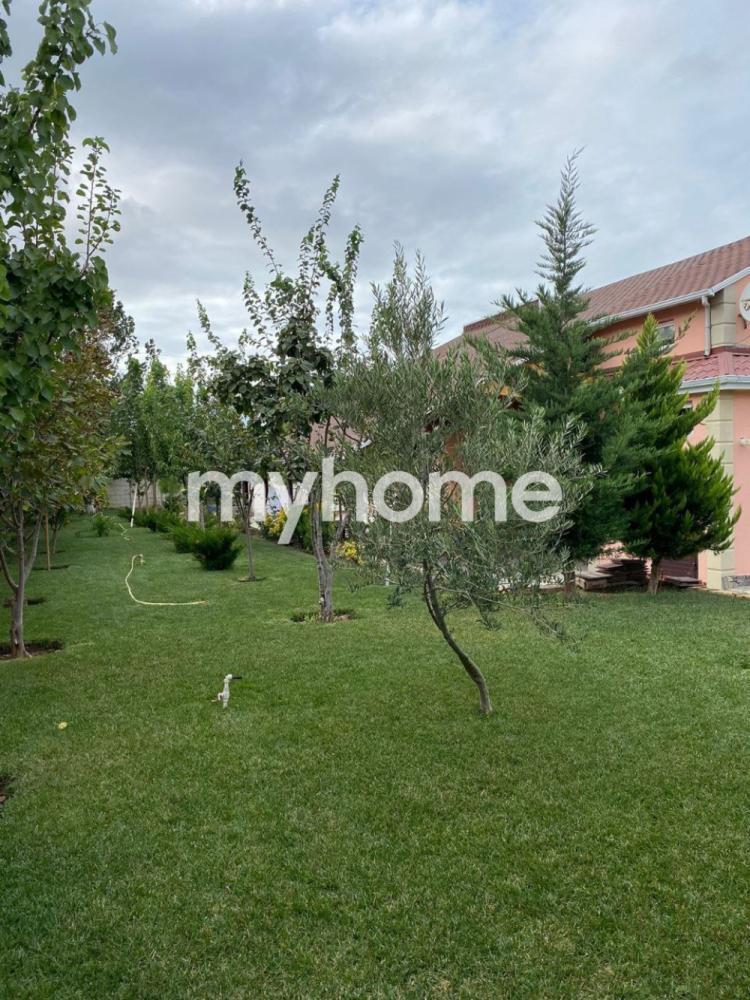  Fatmayı qəsəbəsində 250m² həyət evi satılır