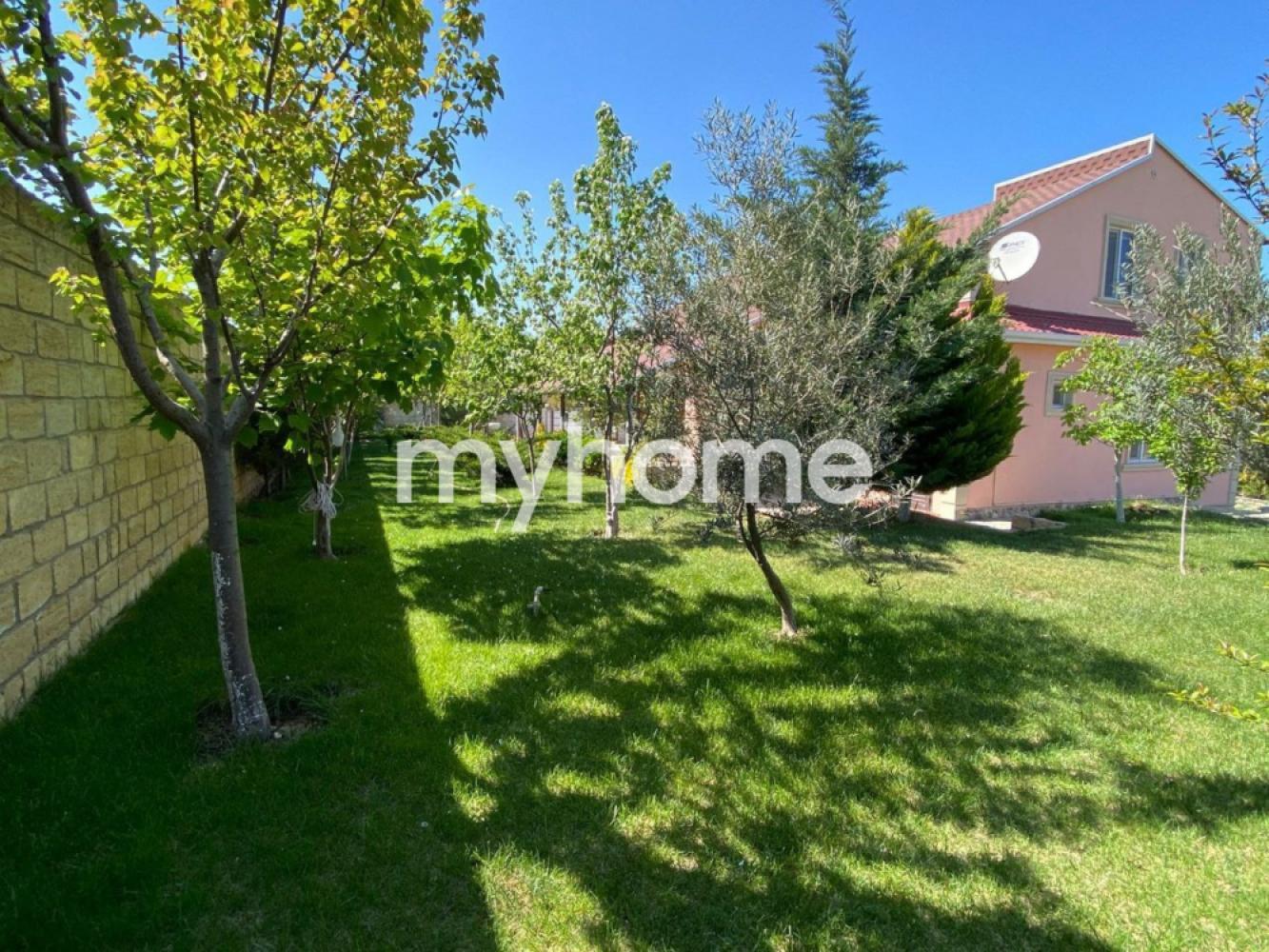  Fatmayı qəsəbəsində 250m² həyət evi satılır