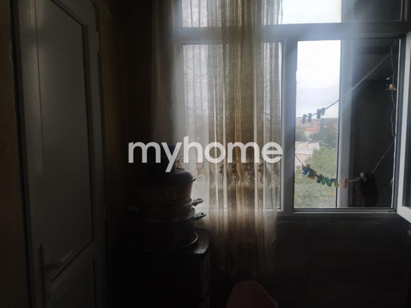  Bakıxanov qəsəbəsində 25m² mənzil satılır