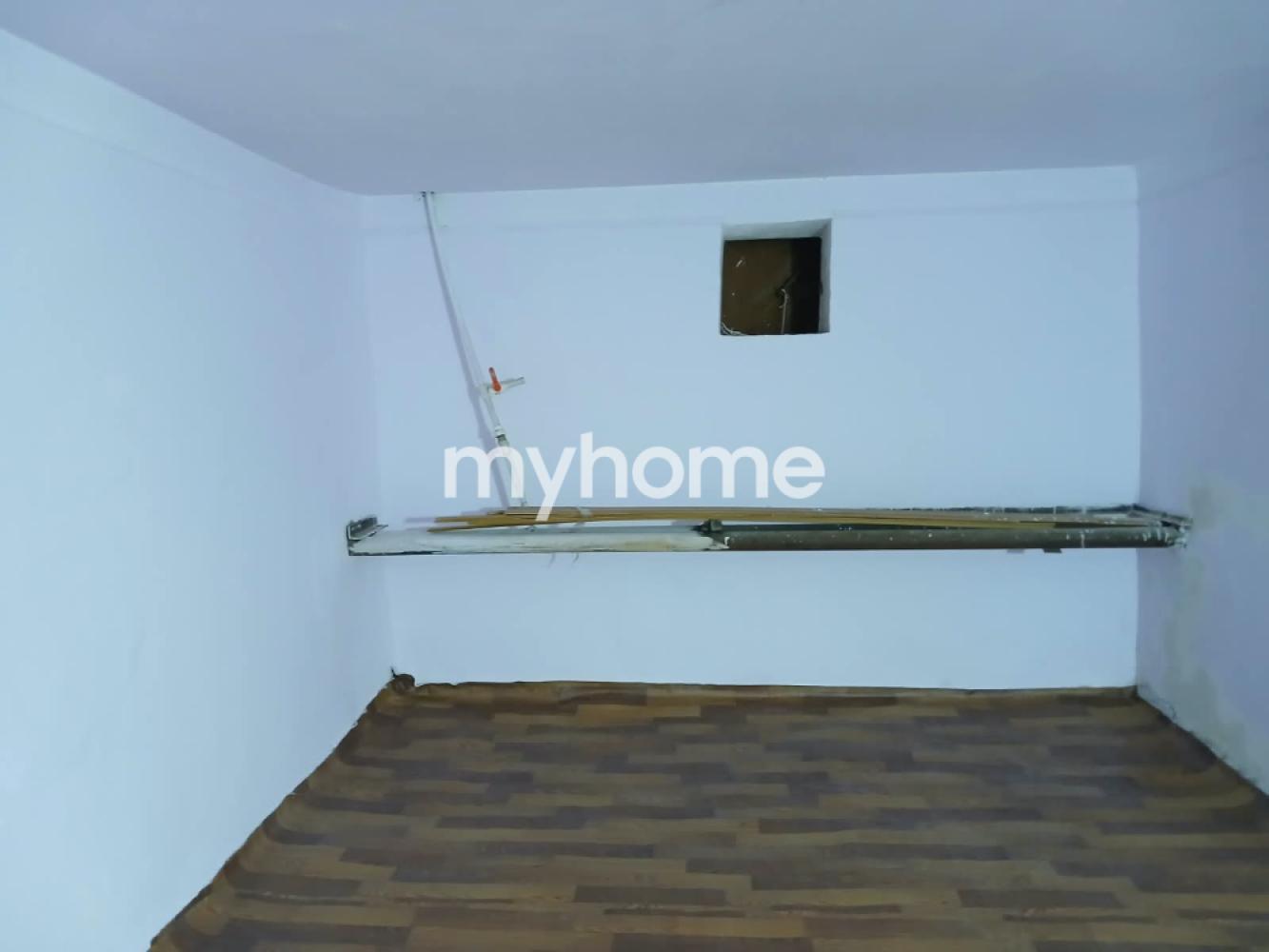  Əhmədli qəsəbəsində 177m² obyekt satılır