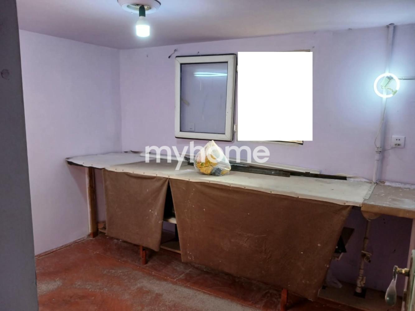 Əhmədli qəsəbəsində 177m² obyekt satılır