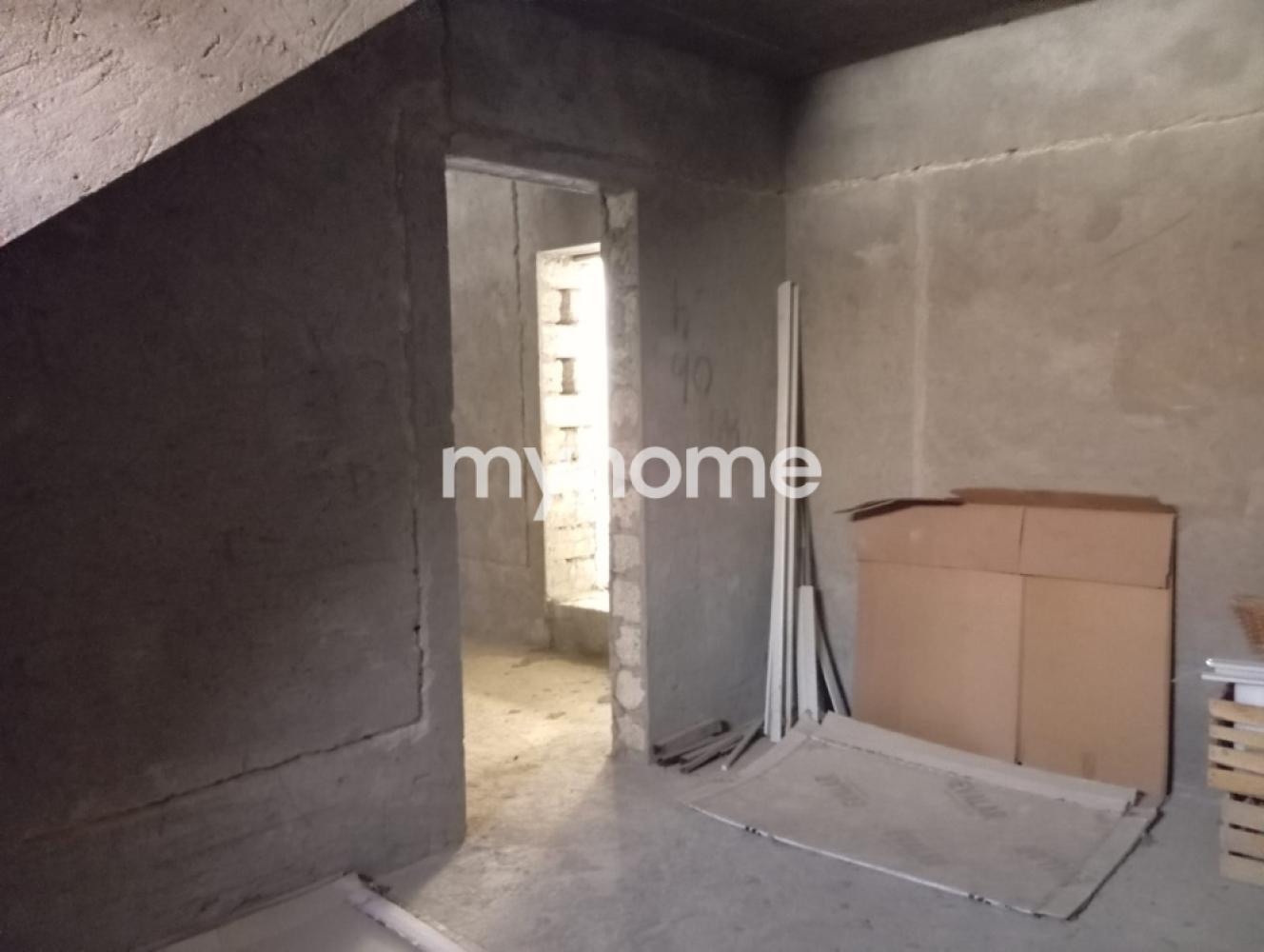  Türkan qəsəbəsində 400m² həyət evi satılır
