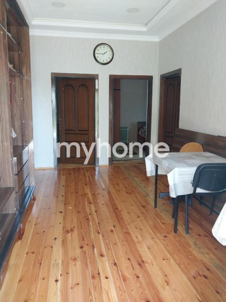  İsmayıllı şəhərində 200m² həyət evi satılır