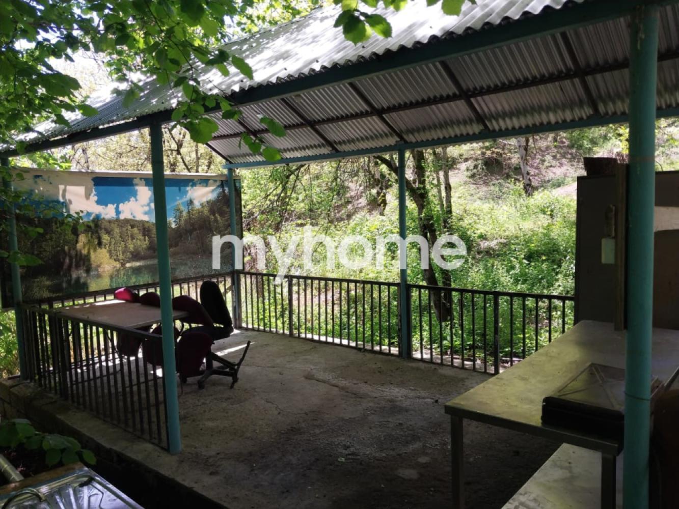  İsmayıllı şəhərində 200m² həyət evi satılır