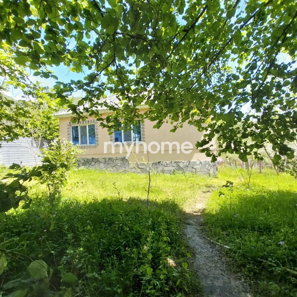  İsmayıllı şəhərində 200m² həyət evi satılır