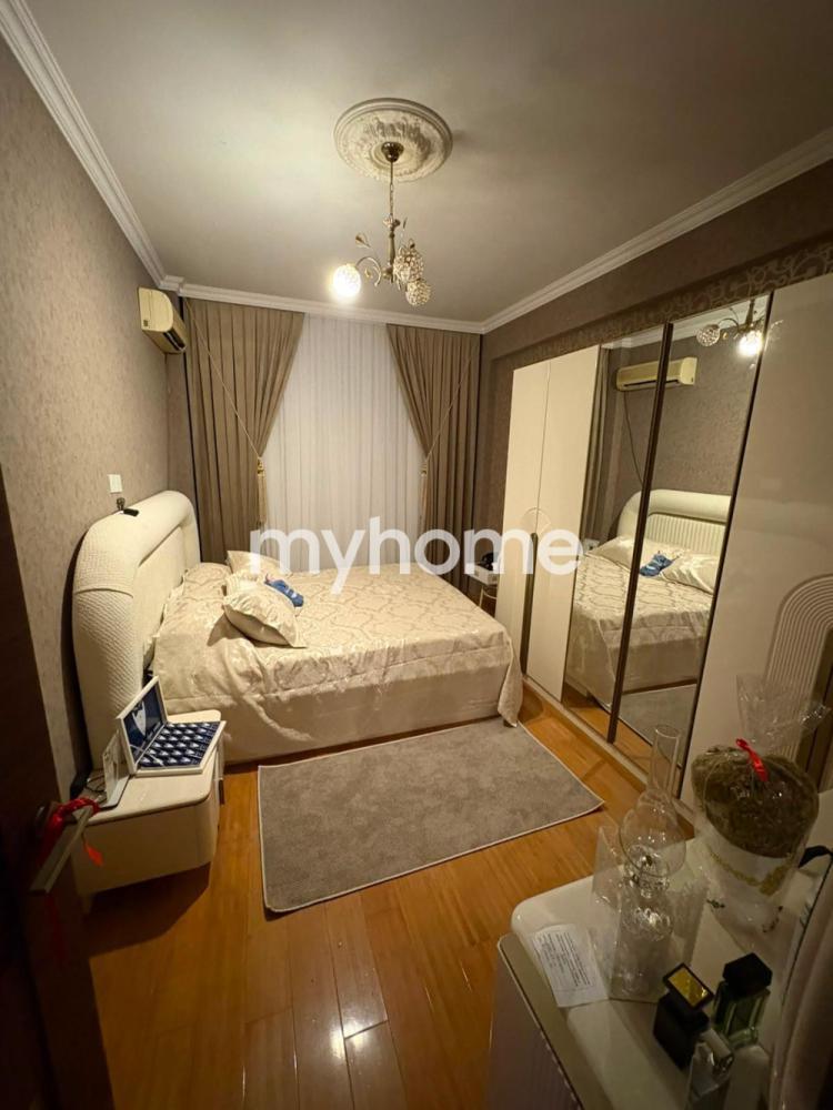  Sumqayıt şəhərində 63m² mənzil satılır