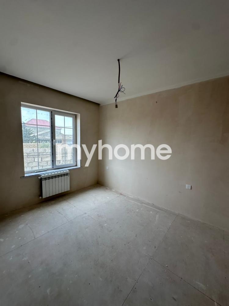  Albalılıq qəsəbəsində 95m² həyət evi satılır