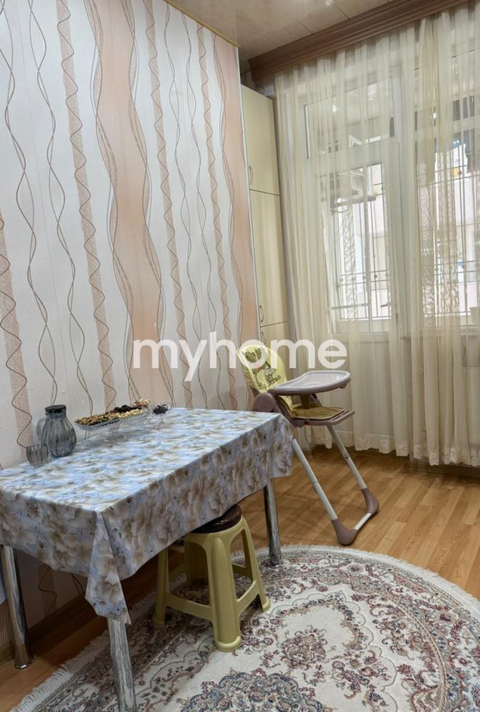  Kubinka qəsəbəsində 63m² mənzil satılır