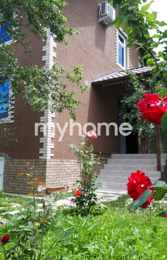  Vəndam qəsəbəsində 135m² həyət evi satılır