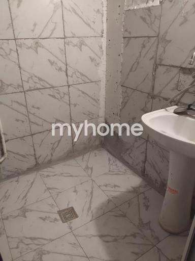  Gəncə şəhəri 74m² mənzil satılır