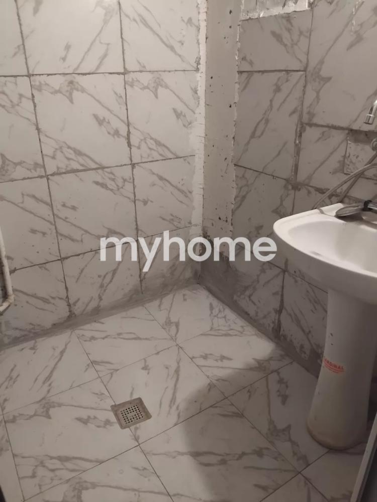  Gəncə şəhəri 74m² mənzil satılır