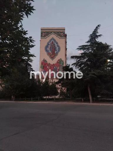  Gəncə şəhəri 74m² mənzil satılır