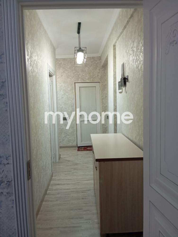 Xırdalan şəhəri 70m² mənzil satılır