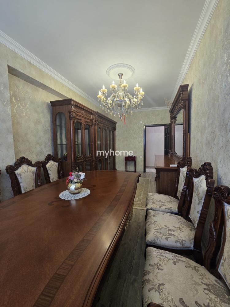 Xırdalan şəhəri 85m² mənzil satılır