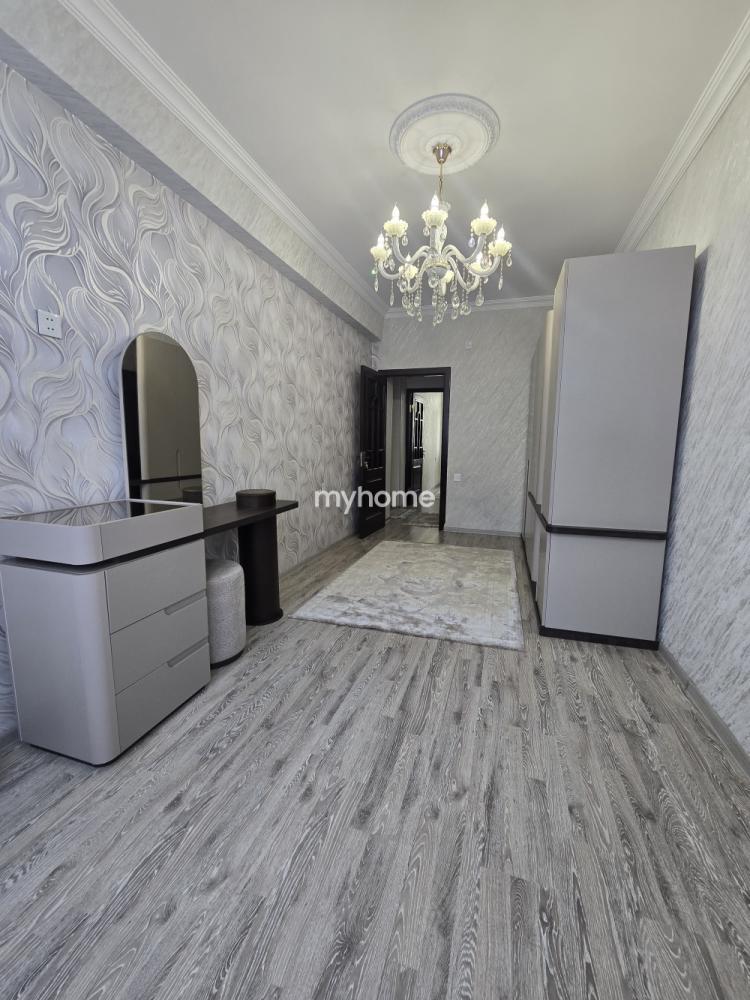 Xırdalan şəhəri 85m² mənzil satılır